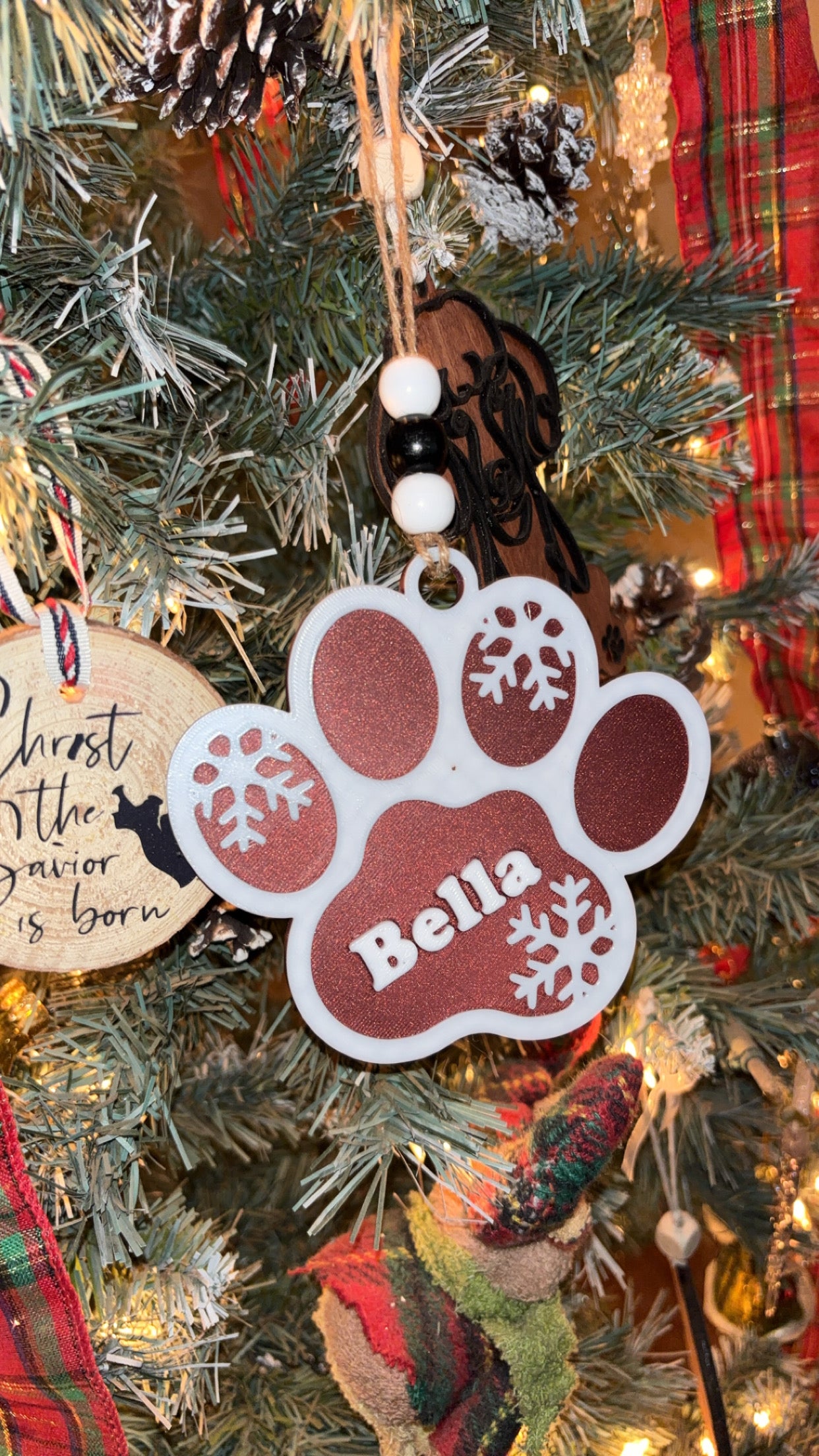 Personalized Paw Print Ornament – 3D Printed Pet Name Decoration