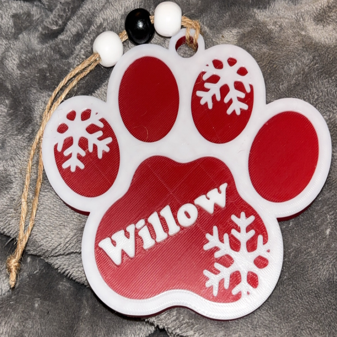 Personalized Paw Print Ornament – 3D Printed Pet Name Decoration